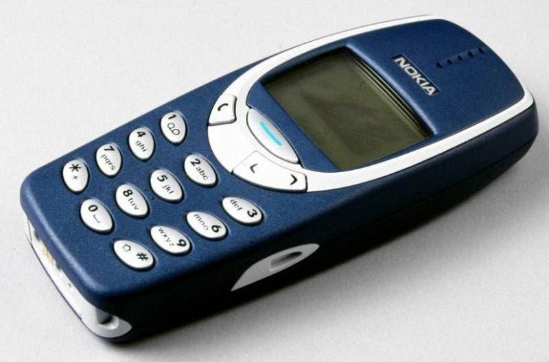 Imagem da matéria: Homem morre após um Nokia 3310 cair sobre sua cabeça